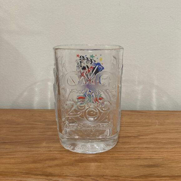 Walt Disney World Year 2000 Celebration McDonalds Collector Glass Tumbler - Picture 2 of 5